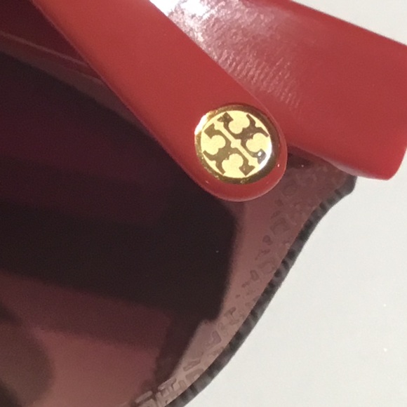 TORY BURCH SUN GLASSES 🤓 - Picture 9 of 10